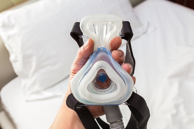 CPAP mask smells bad due to bacteria buildup